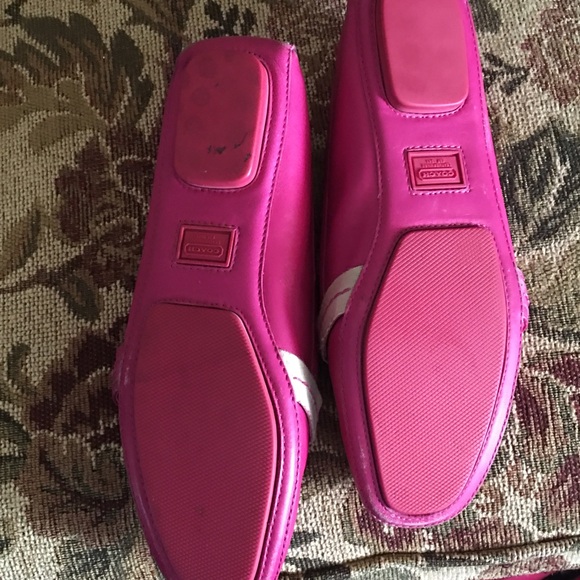 Beautiful Leather Coach Loafers in Fuschia - womens size 8.5 Medium - Picture 9 of 9